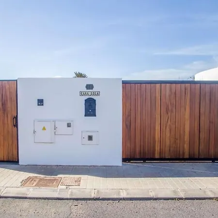 Sleeps 6 Pool Wifi Mozaga