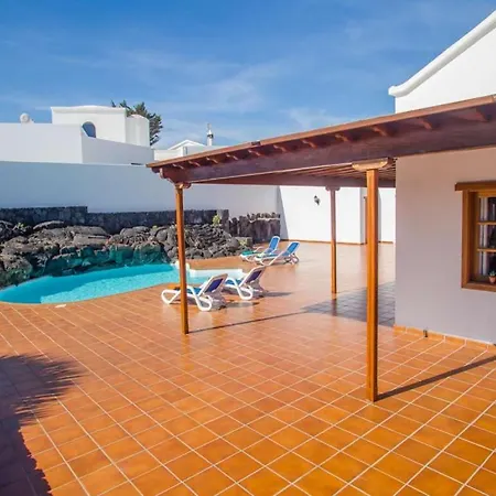 Sleeps 6 Pool Wifi