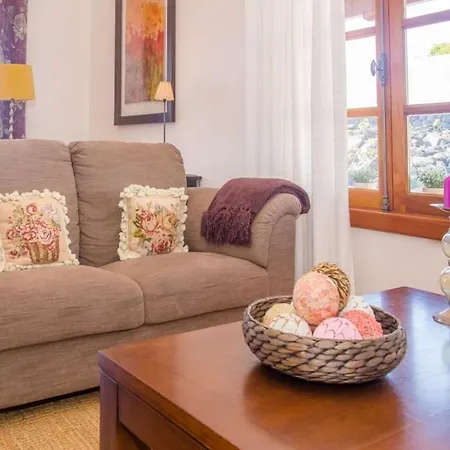 Sleeps 6 Pool Wifi *