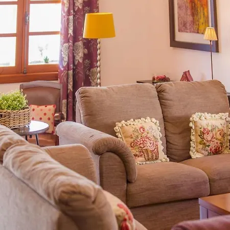 Sleeps 6 Pool Wifi Vila Mozaga