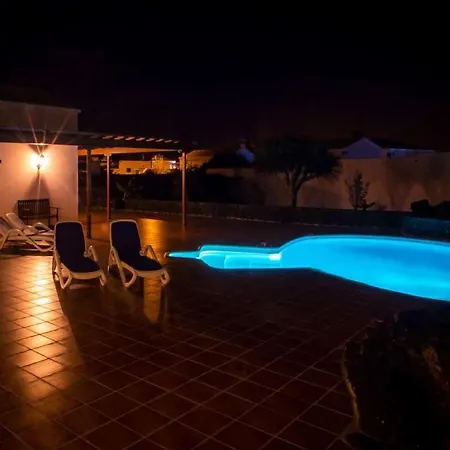 Sleeps 6 Pool Wifi Vila Mozaga